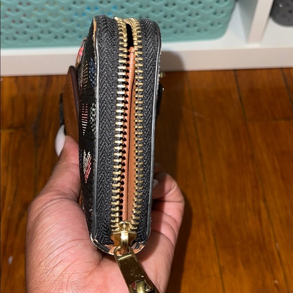 Fossil Wallet & Card Holder - Picture 9 of 10